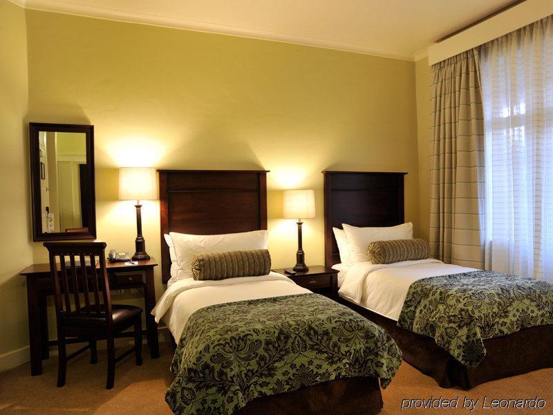 Imperial Hotel By Misty Blue Hotels Pietermaritzburg Esterno foto