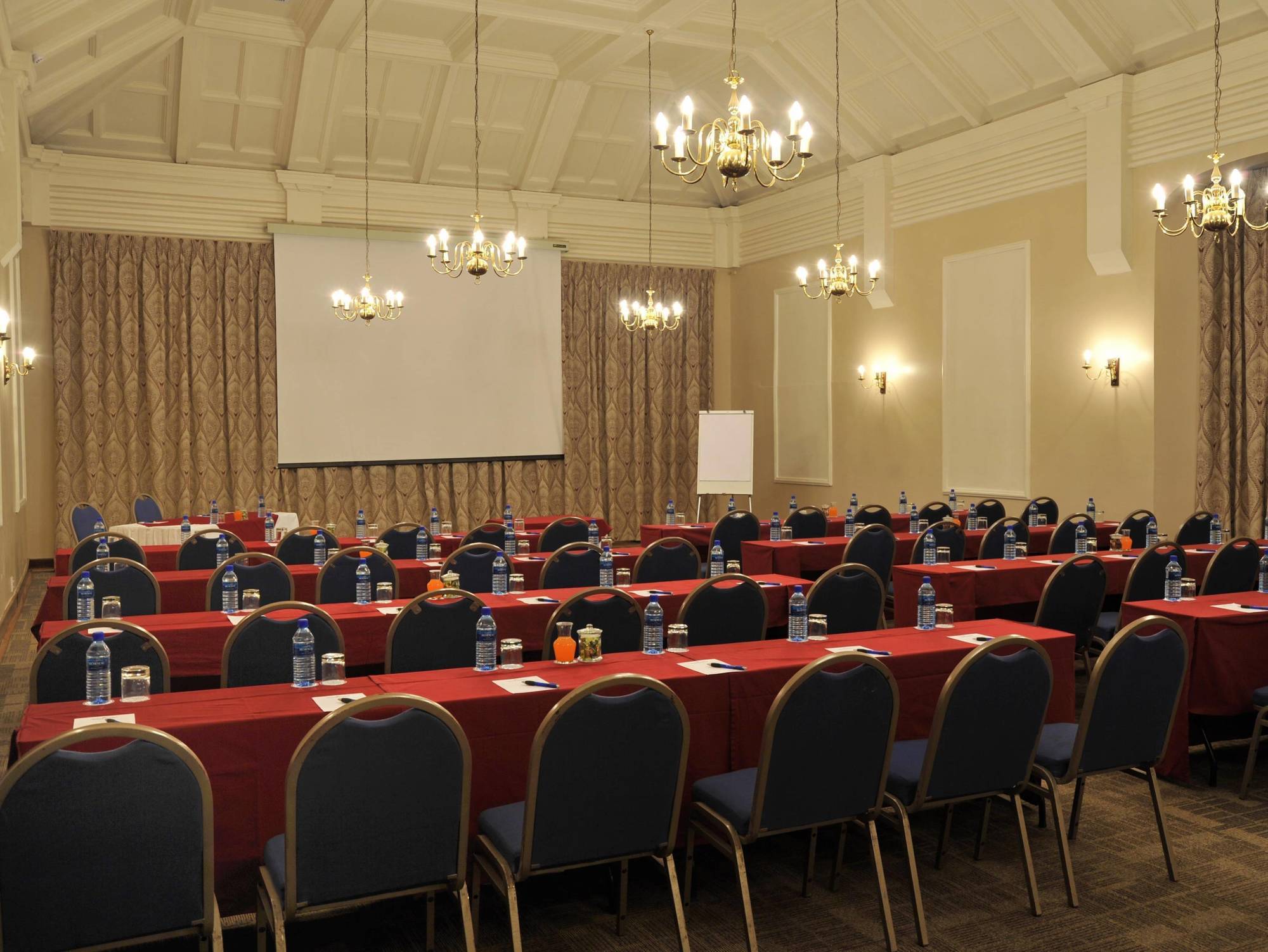 Imperial Hotel By Misty Blue Hotels Pietermaritzburg Esterno foto